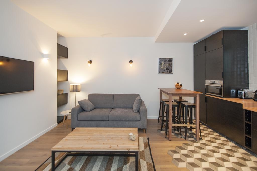 Pick A Flat'S Apartment In Le Marais - Rue Sainte Croix De La Bretonnerie Paris Exterior photo